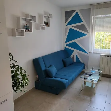 Vigo Apartman Pula Exterior photo